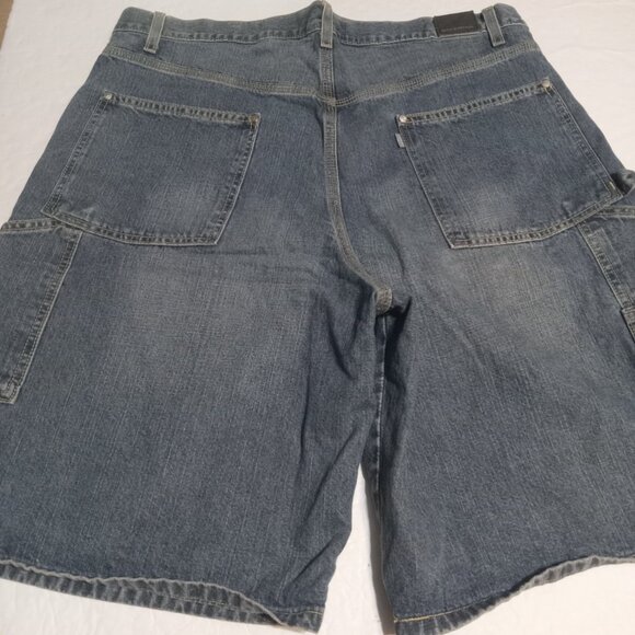 Levi's Men's Silvertab VTG 2001 Carpenter Shorts 36 - Picture 3 of 8